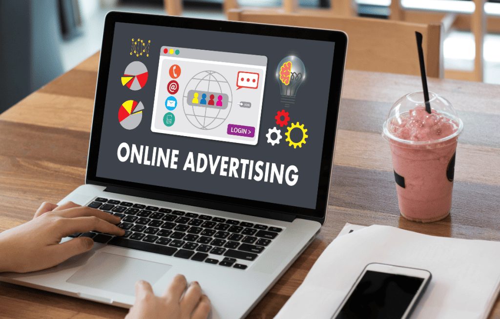 laptop with the words Online Advertising on the screen